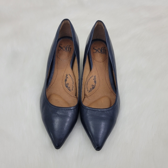 Sofft Leather Pointy Toe Pump Heel Women's 7W Navy - Picture 1 of 5